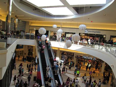 stores at rosemont outlet